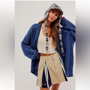Free People NWOT Chamomile Cardi Size Medium in Washed Twilight Blue